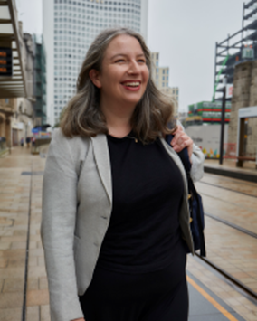 A head and shoulders picture of Lucy Easthope